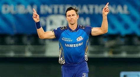 trent boult latest contract and salary